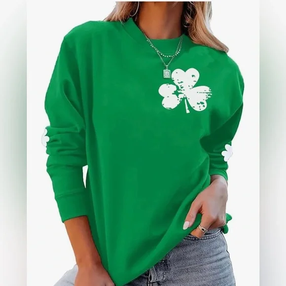 NWT Green Shamrock Sweatshirt - Picture 2 of 6